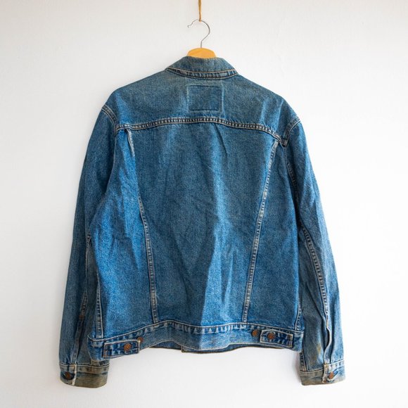 Vintage Levi's Men's Dark Blue Jean Jacket - Picture 4 of 7